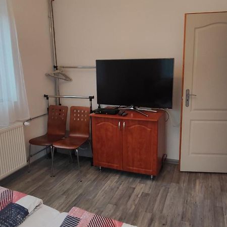 Lali Apartman Balatonudvari Exterior photo